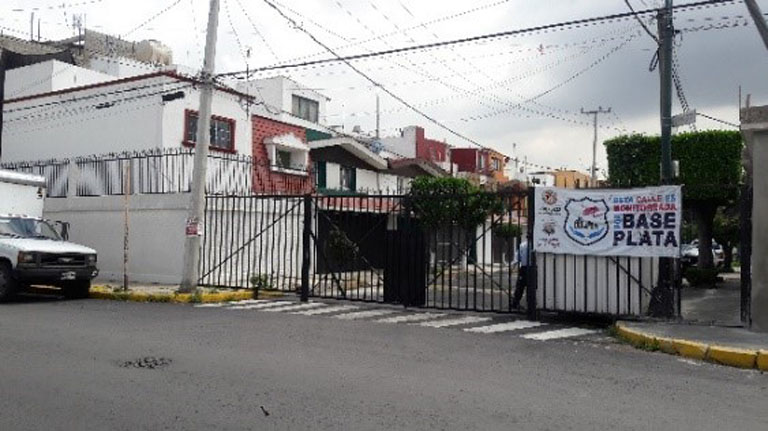 Manifestaciones urbanas y arquitectónicas de espacios defendibles