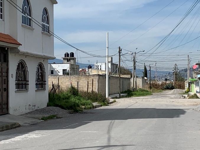 Expansión residencial y comercial en el espacio periurbano